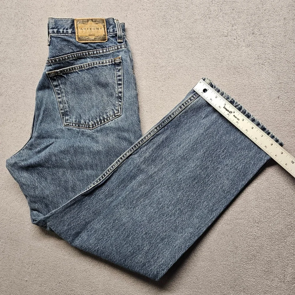 Arizona Jeans Mens 32x29 Blue Denim Medium Wash Loose Fit Grunge Straight Leg